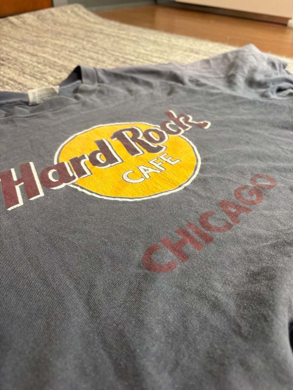 Vintage 90s Hard Rock Cafe Chicago Cropped T-Shirt Hanes Beefy-T Made in USA